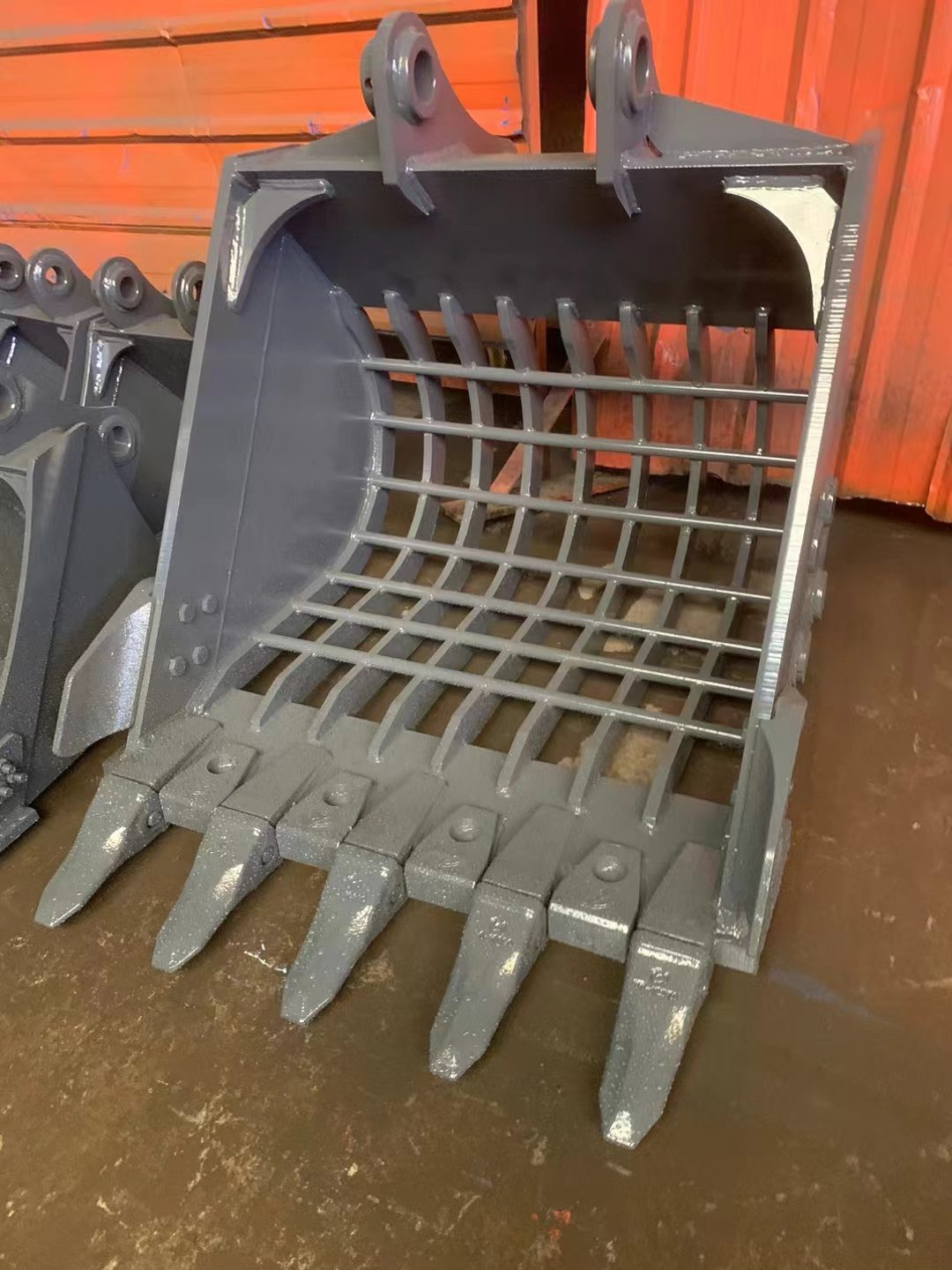 Excavator Attachment Skeleton bucket